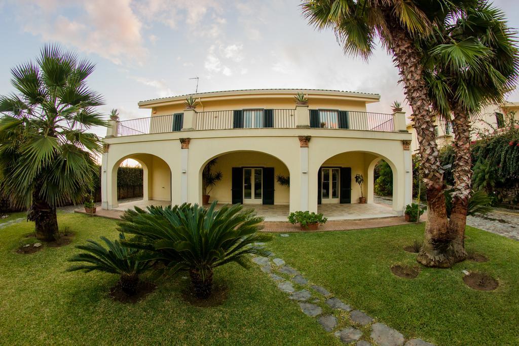 Villa Glicini 라메지아 테르메 외부 사진