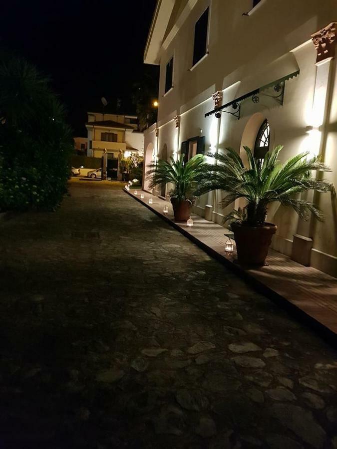 Villa Glicini 라메지아 테르메 외부 사진